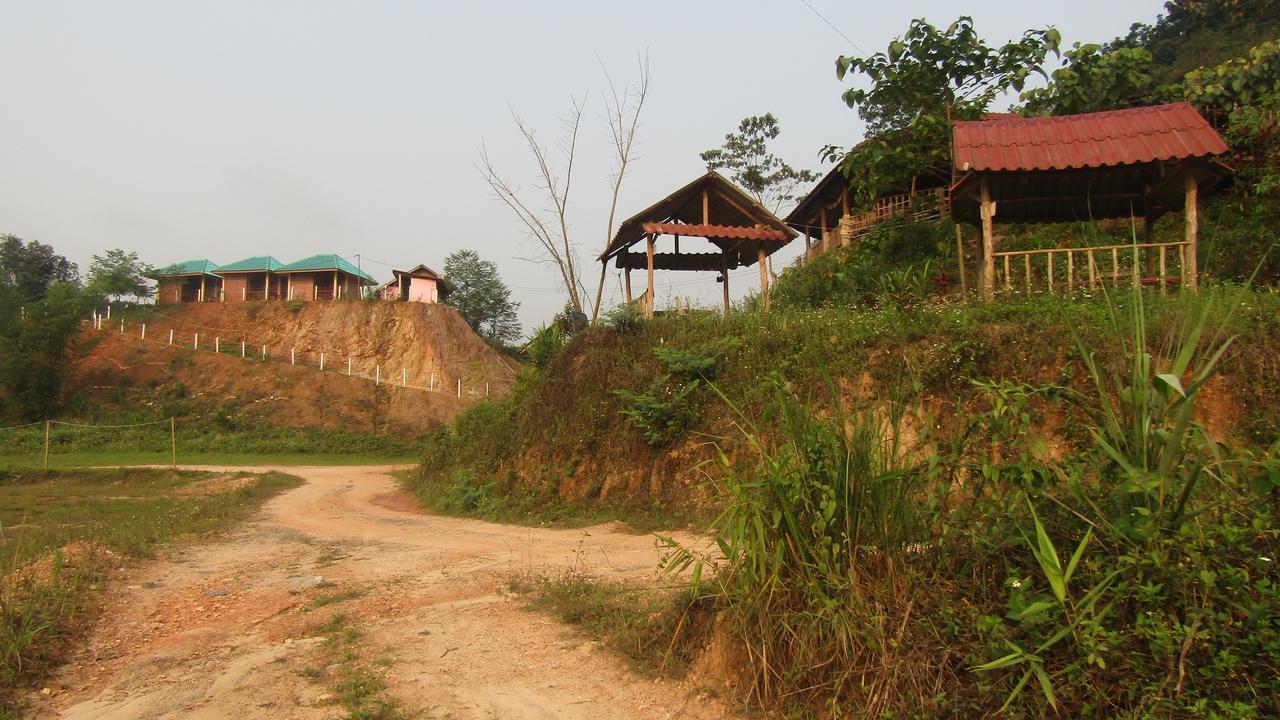 Chomdoy Bungalow & Restaurant Luang Namtha Exteriör bild