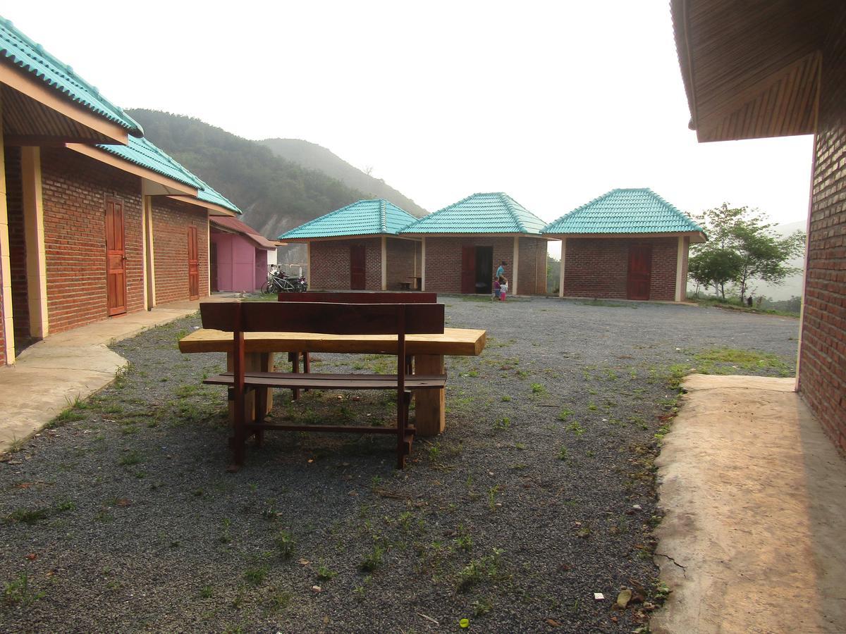Chomdoy Bungalow & Restaurant Luang Namtha Exteriör bild