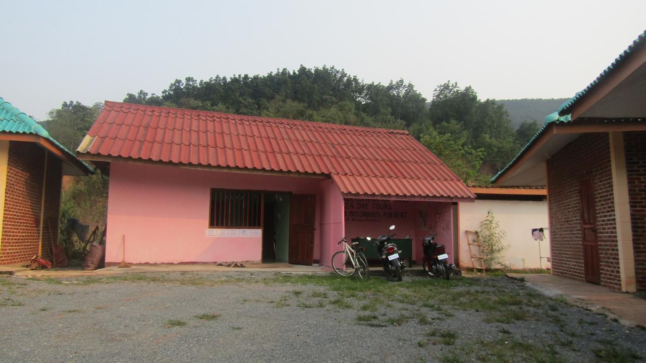 Chomdoy Bungalow & Restaurant Luang Namtha Exteriör bild