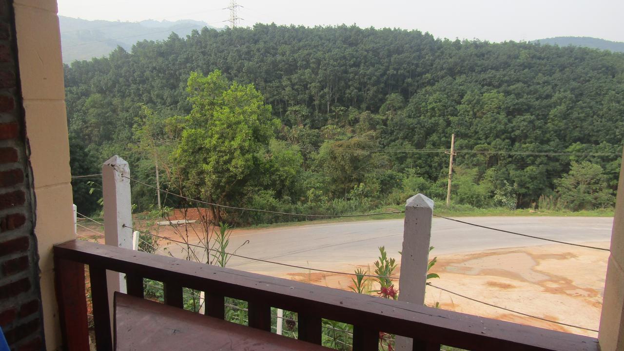 Chomdoy Bungalow & Restaurant Luang Namtha Exteriör bild
